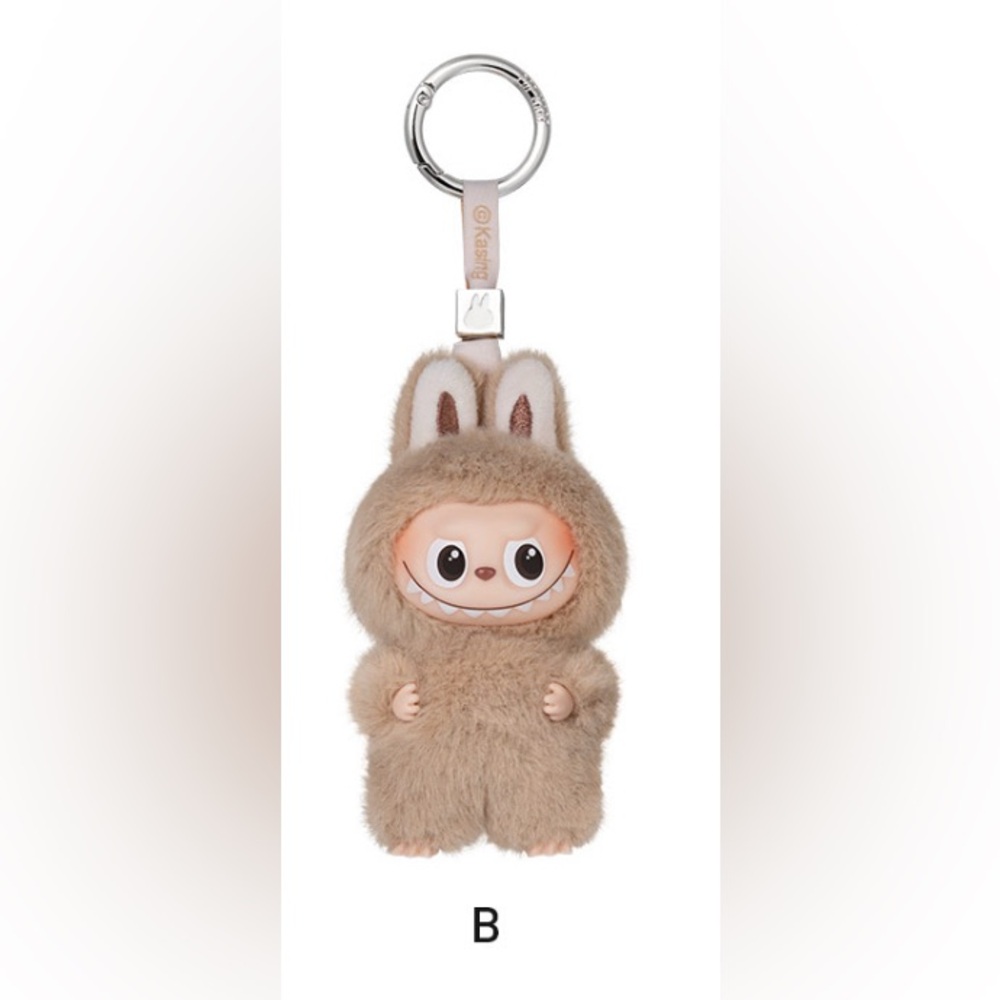 Labubu pin for love B